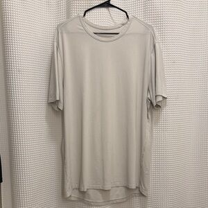 Men's Lululemon Tshirt in Light Gray - XL
